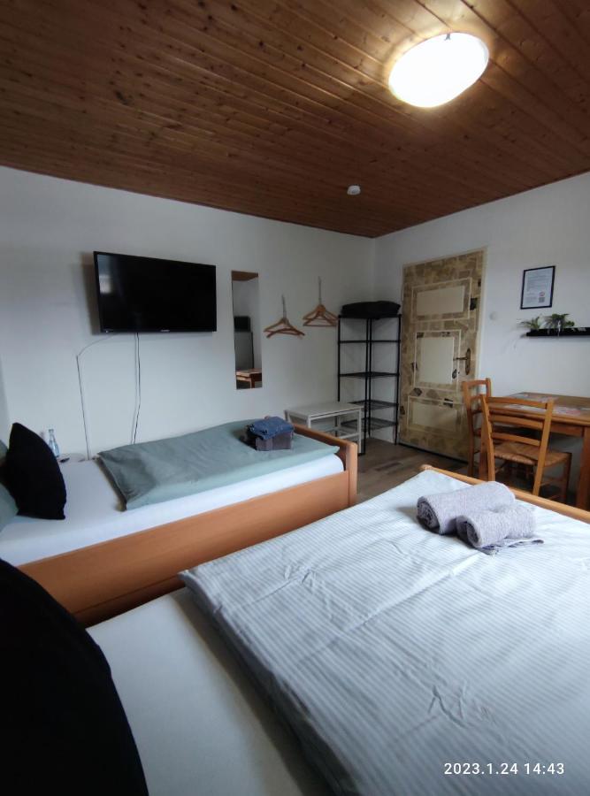 Ferienwohnung Beeden - Zur Glasschmiede Homburg  Esterno foto